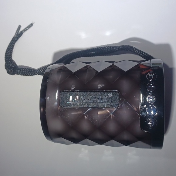 Lax-Max Bluetooth Speaker NWT - Picture 9 of 14